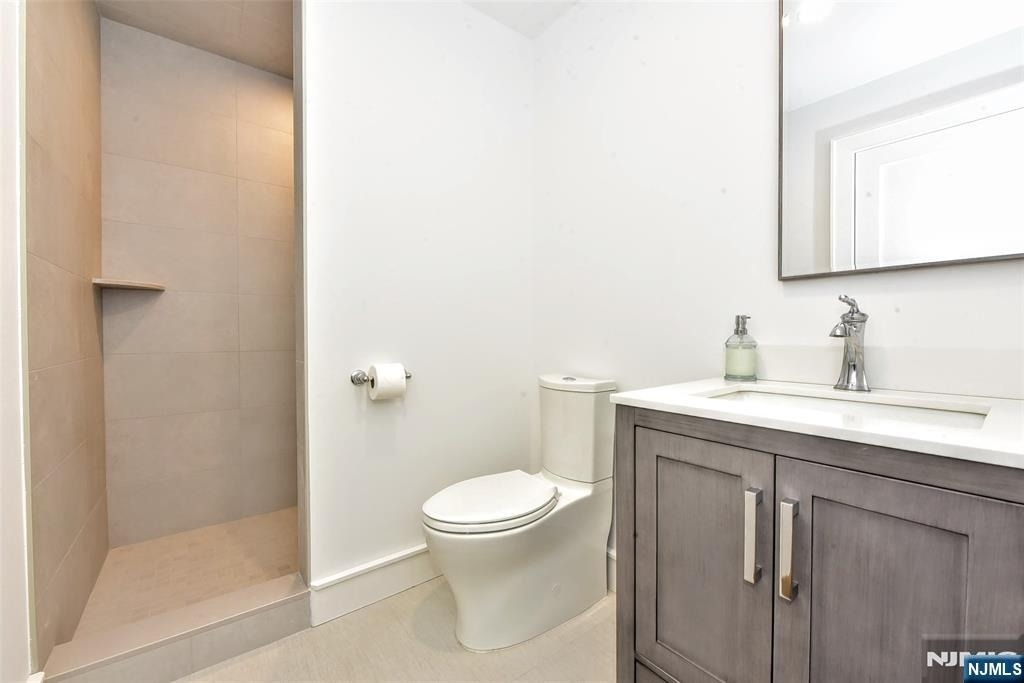 17 Grandview - Photo 24