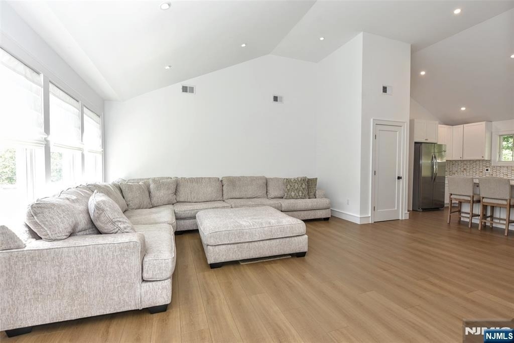 17 Grandview - Photo 14