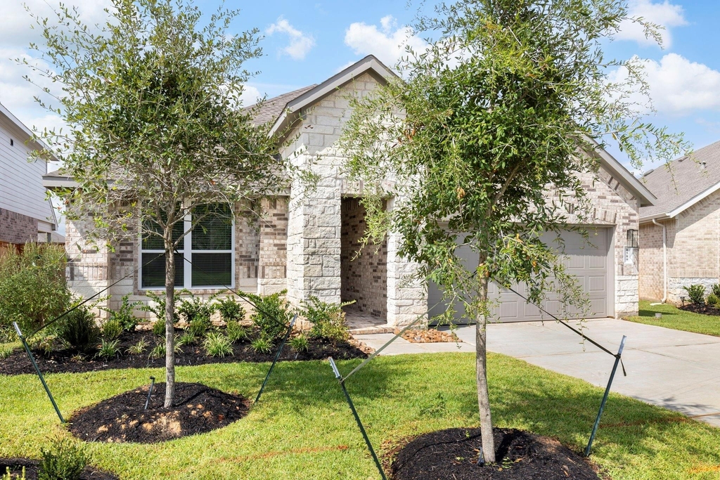 1589 Oakdale Crest Road - Photo 1