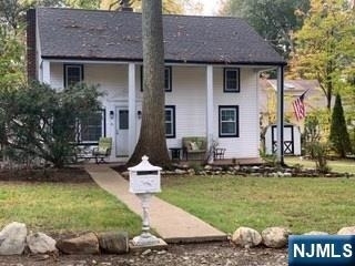 6 Standish - Photo 0