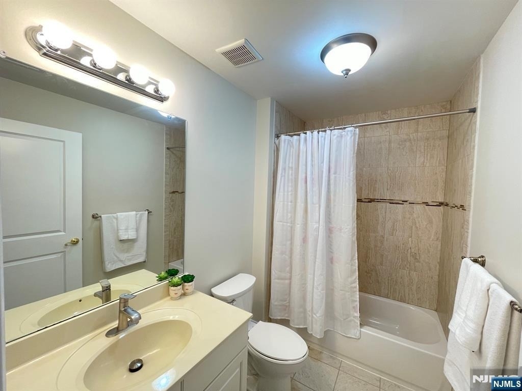 1805 Whitney - Photo 23