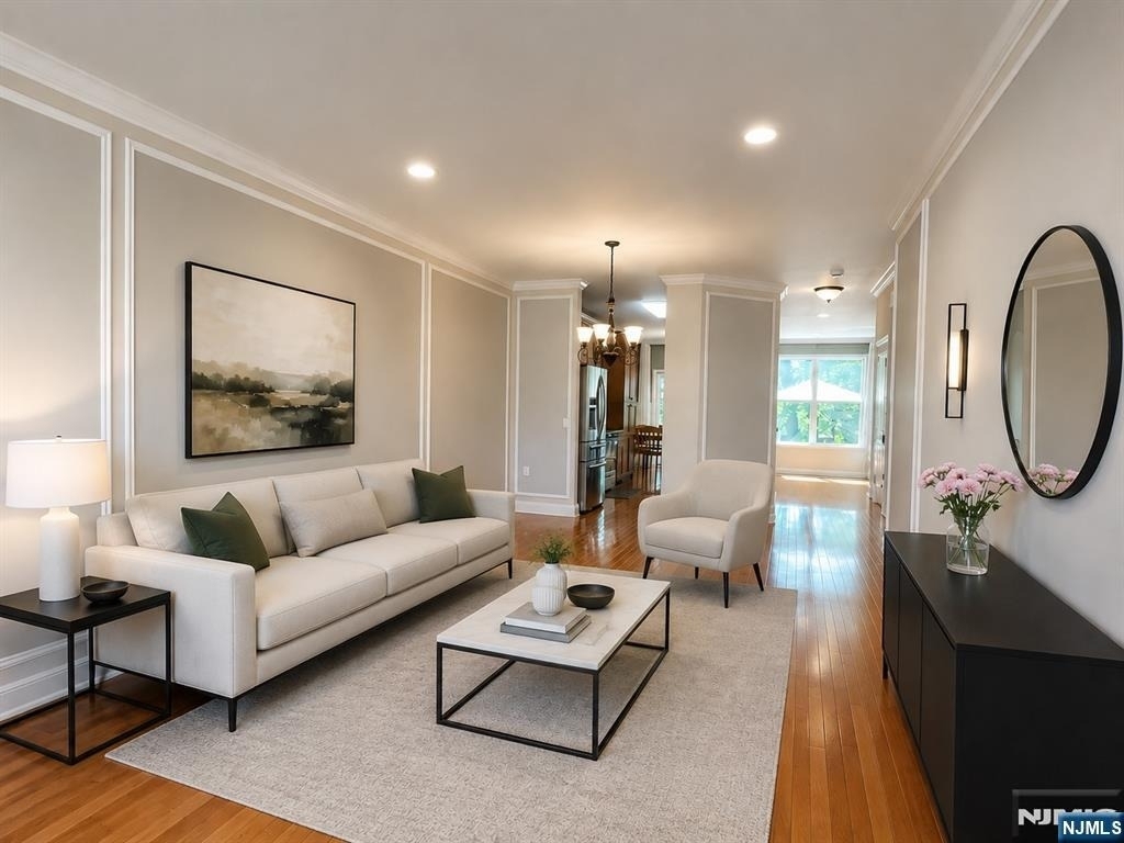 1805 Whitney - Photo 5