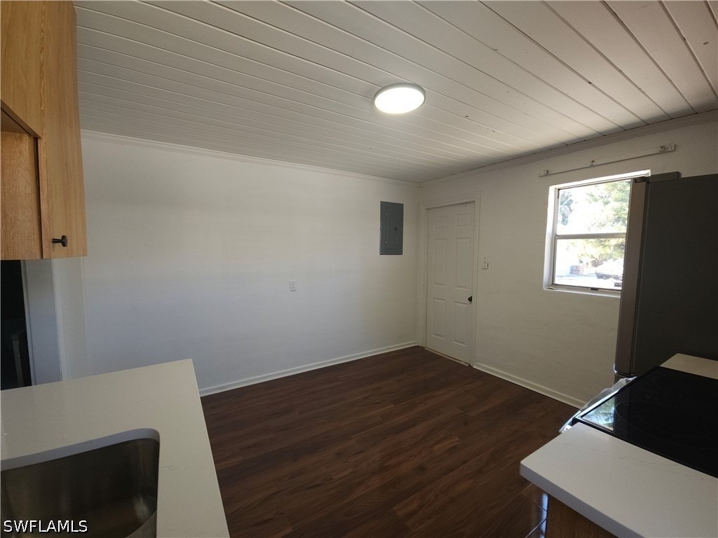 2657 Lafayette Street - Photo 5