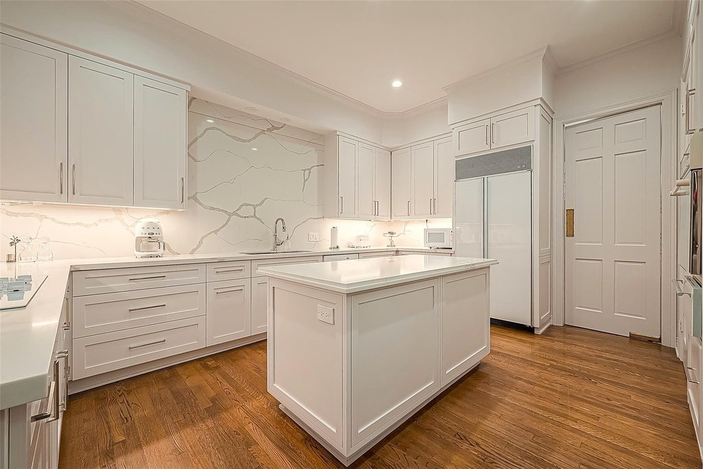 983 S Post Oak Lane - Photo 14