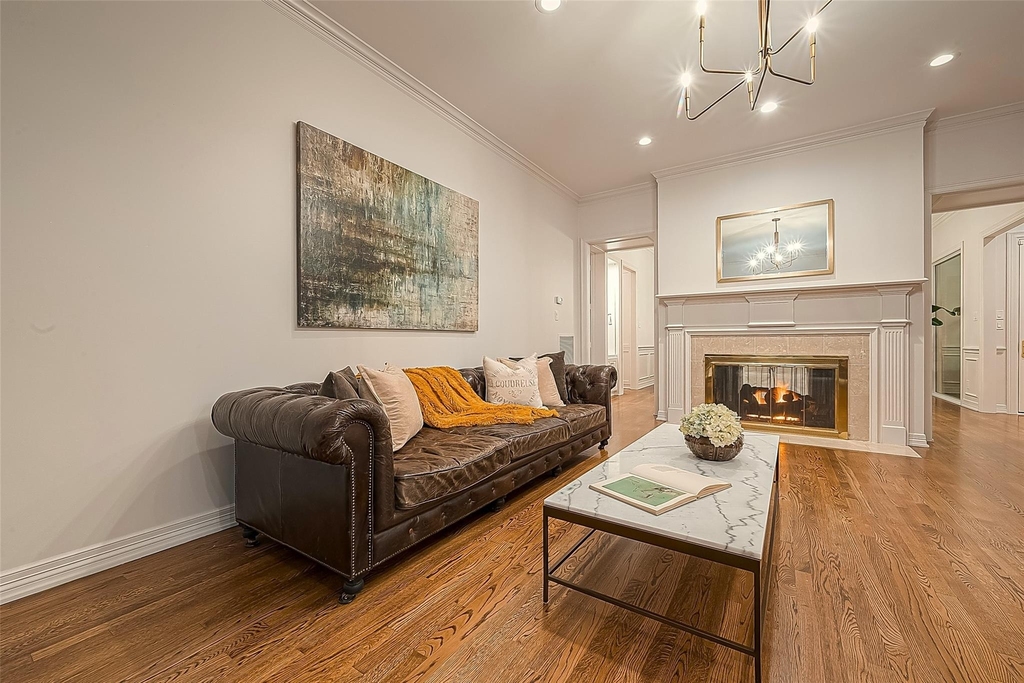 983 S Post Oak Lane - Photo 5