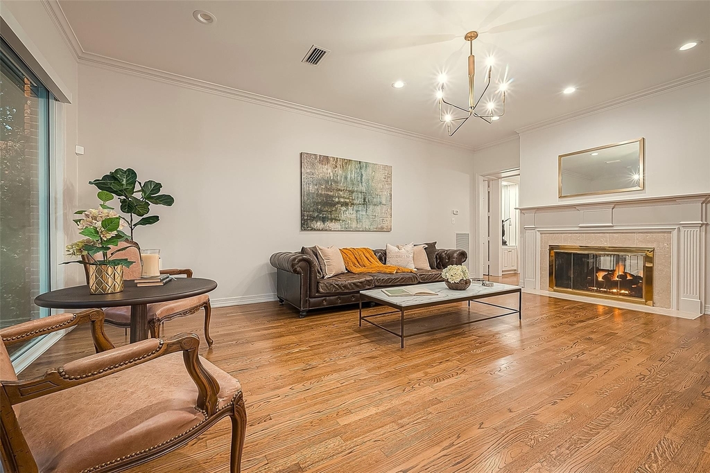 983 S Post Oak Lane - Photo 4
