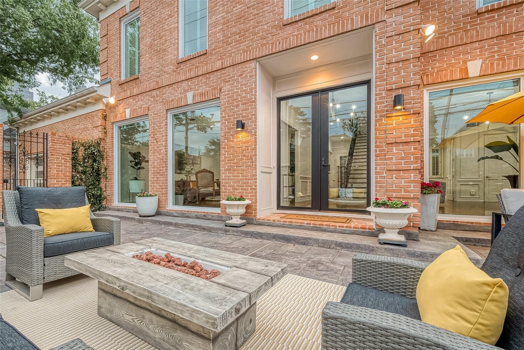 983 S Post Oak Lane - Photo 48
