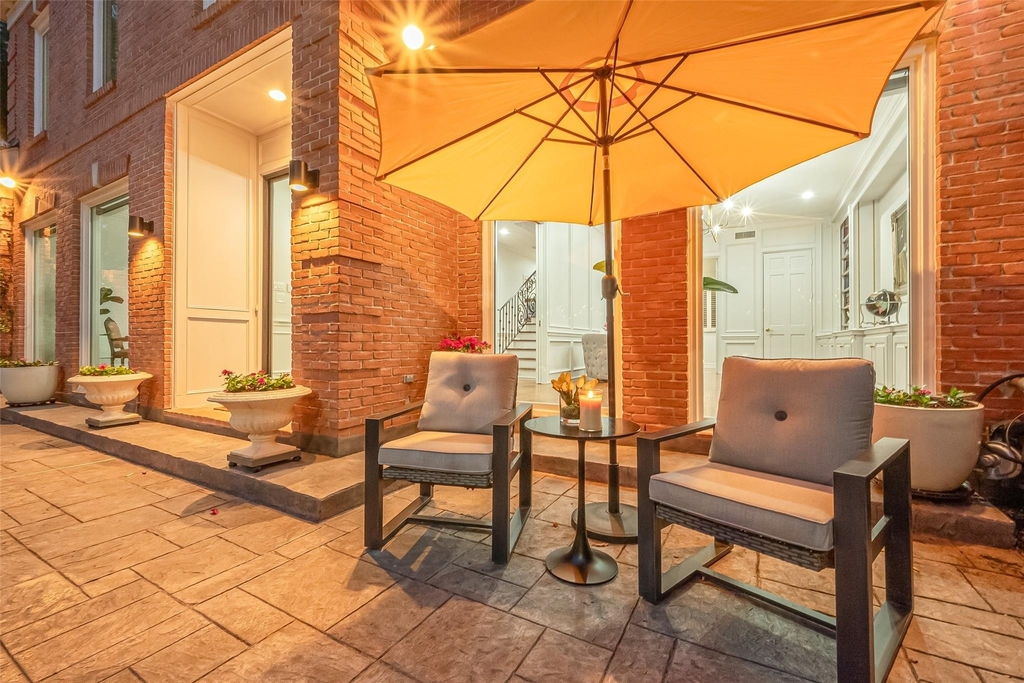 983 S Post Oak Lane - Photo 45