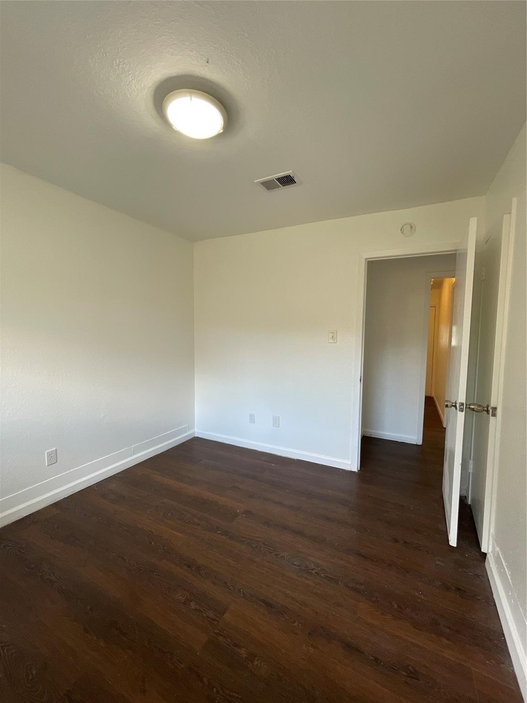 4803 Geraldine Street - Photo 23