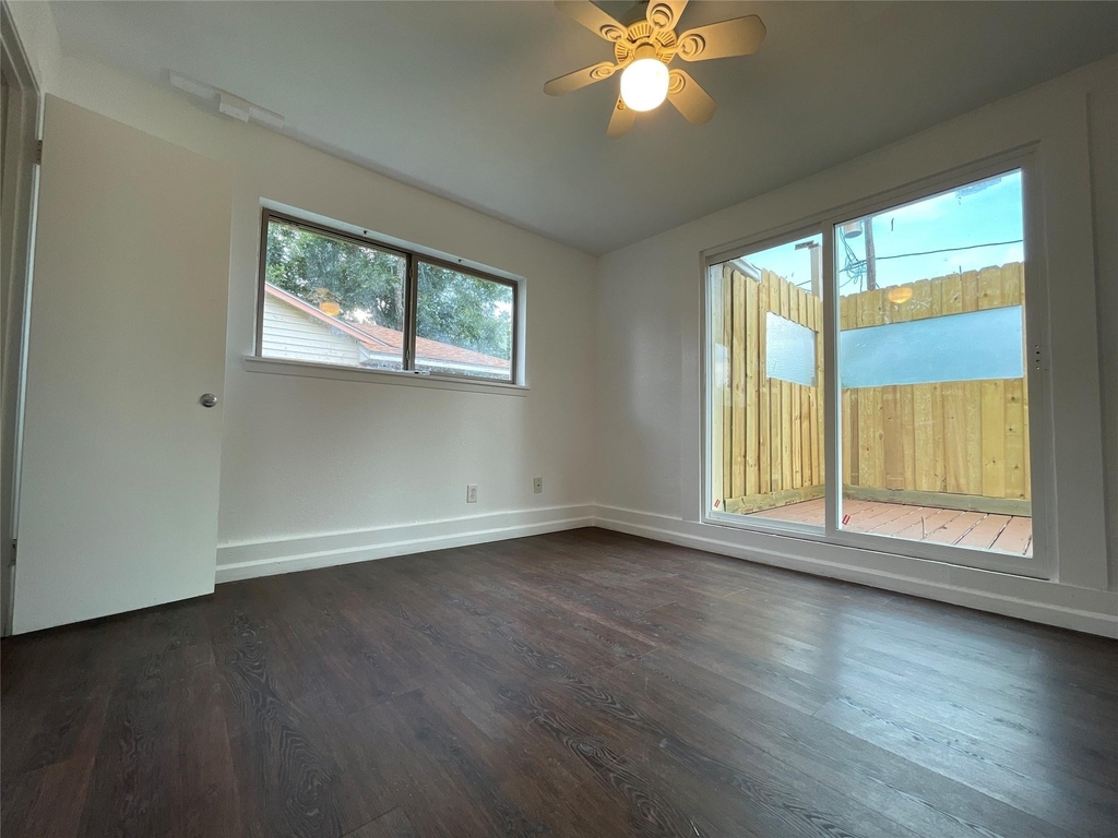 4803 Geraldine Street - Photo 15