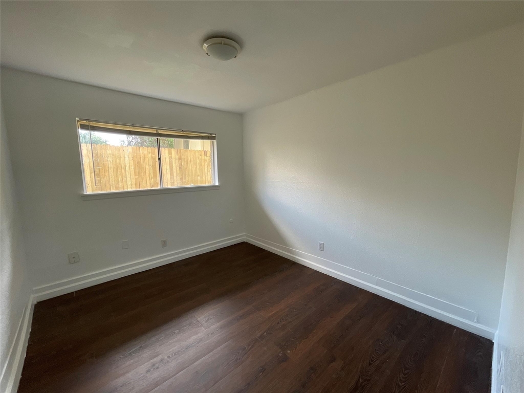 4803 Geraldine Street - Photo 21