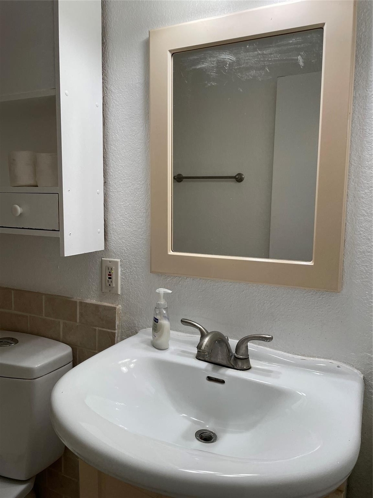 4803 Geraldine Street - Photo 26