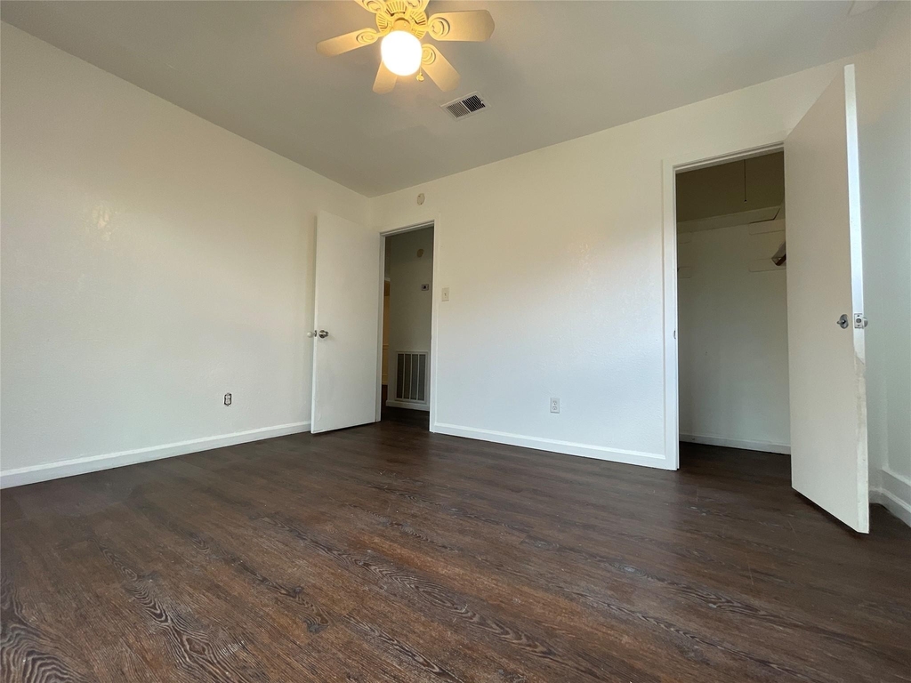 4803 Geraldine Street - Photo 16