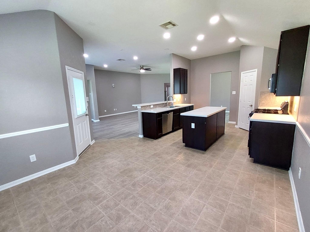 23150 Quiet Heron Court - Photo 18