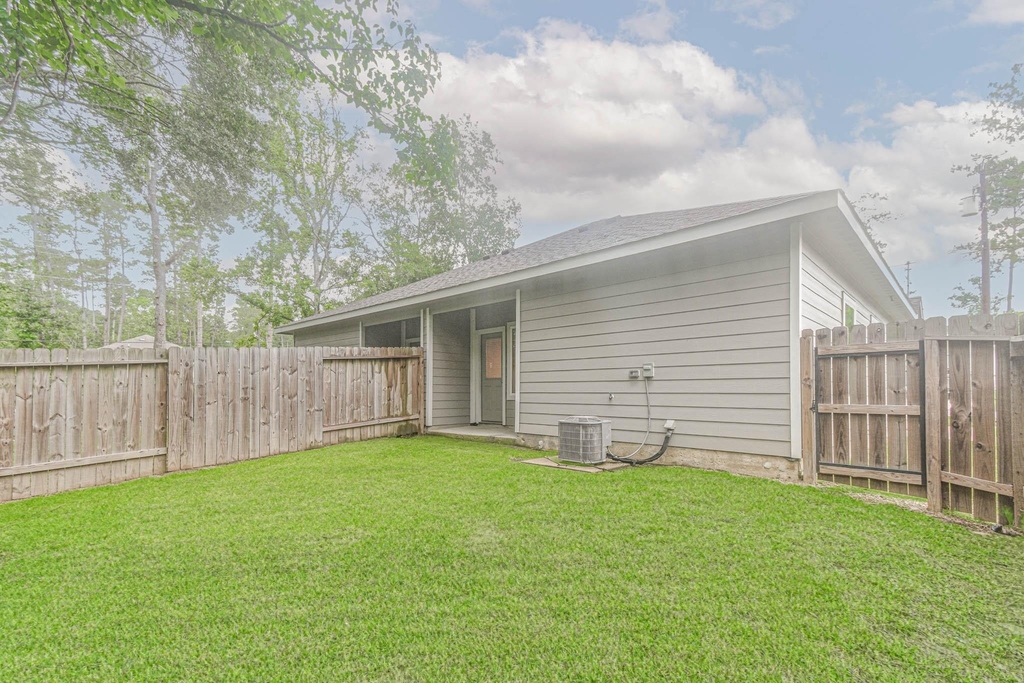 15627 Sycamore Drive - Photo 22
