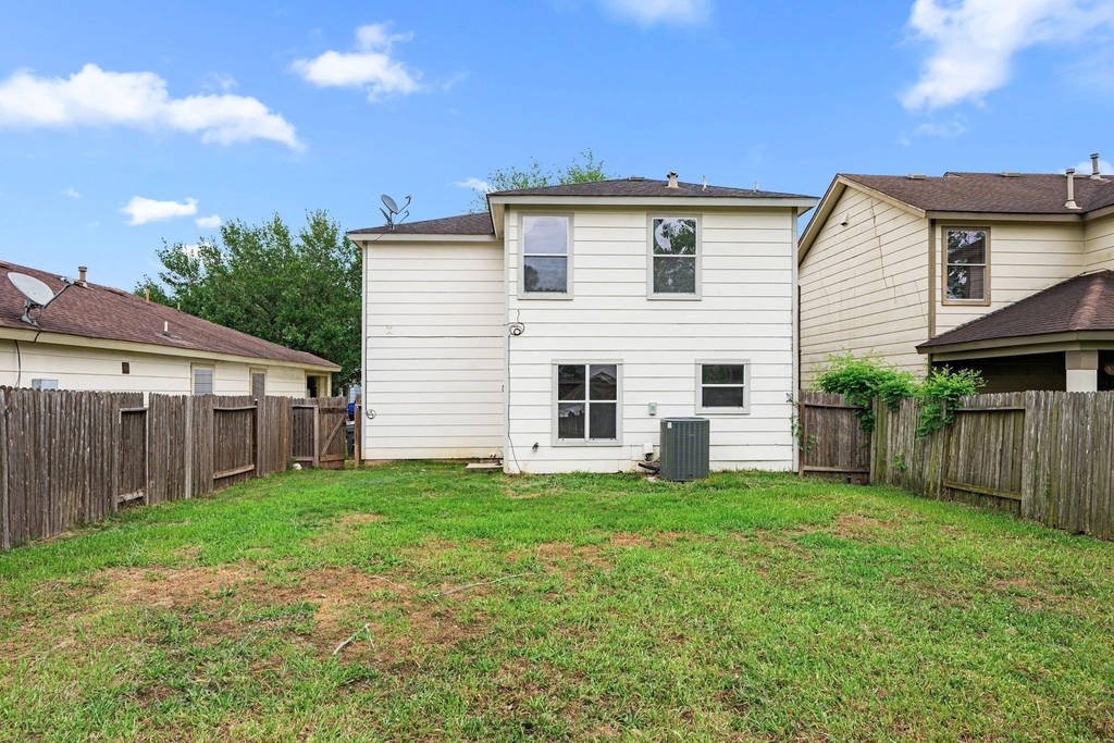 29627 Evergreen Hills Drive - Photo 19
