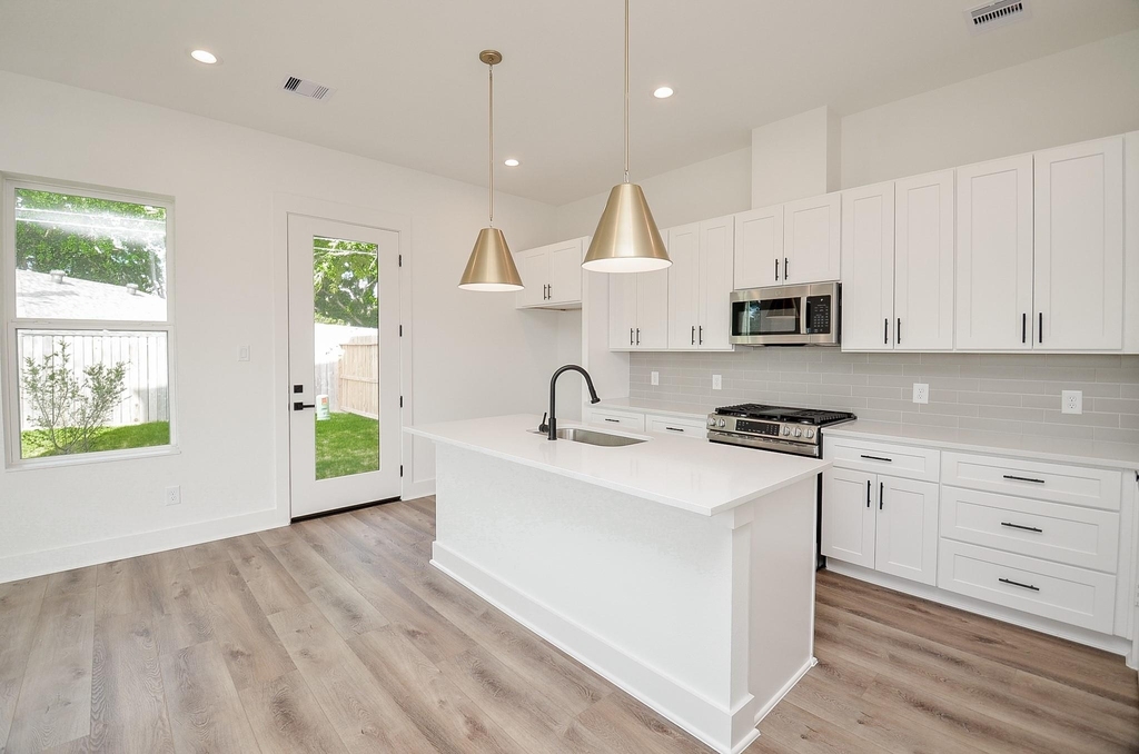 7703 Inwood Grove Lane - Photo 13