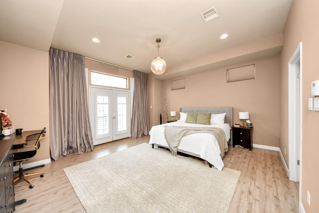5217 Lillian Street - Photo 8