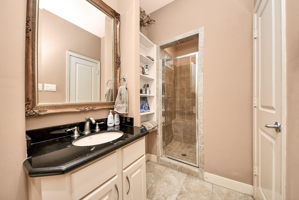 5217 Lillian Street - Photo 16