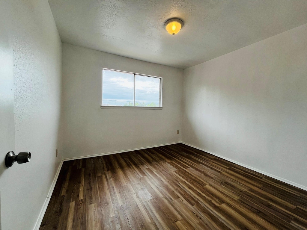 6981 Chasewood Drive - Photo 10