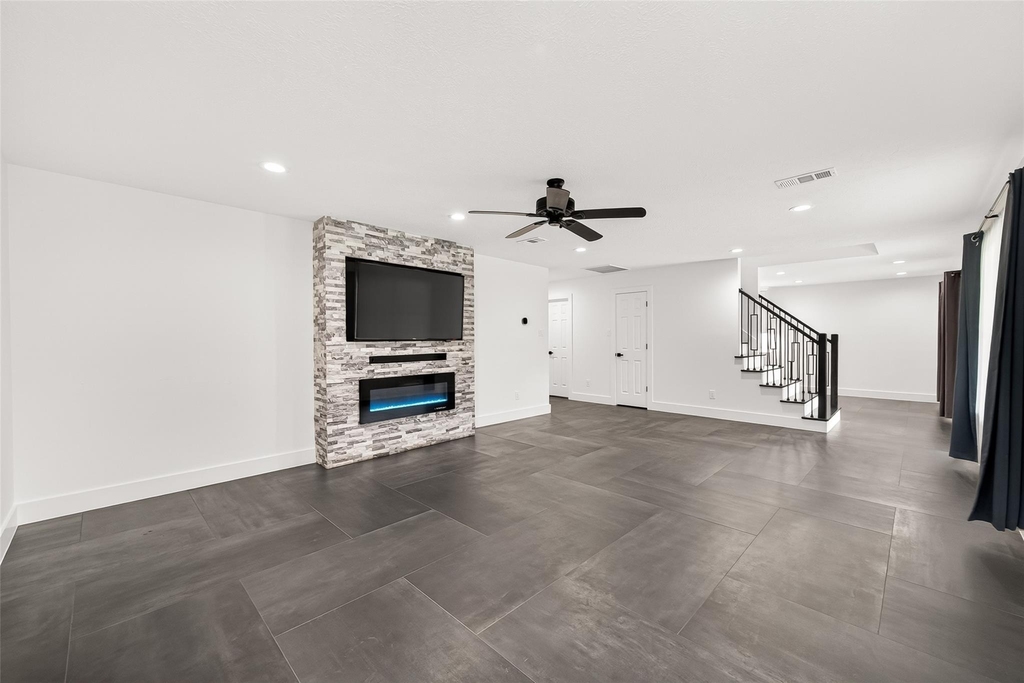 5252 Pinewood Terrace - Photo 22