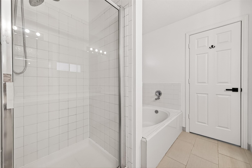 5252 Pinewood Terrace - Photo 39