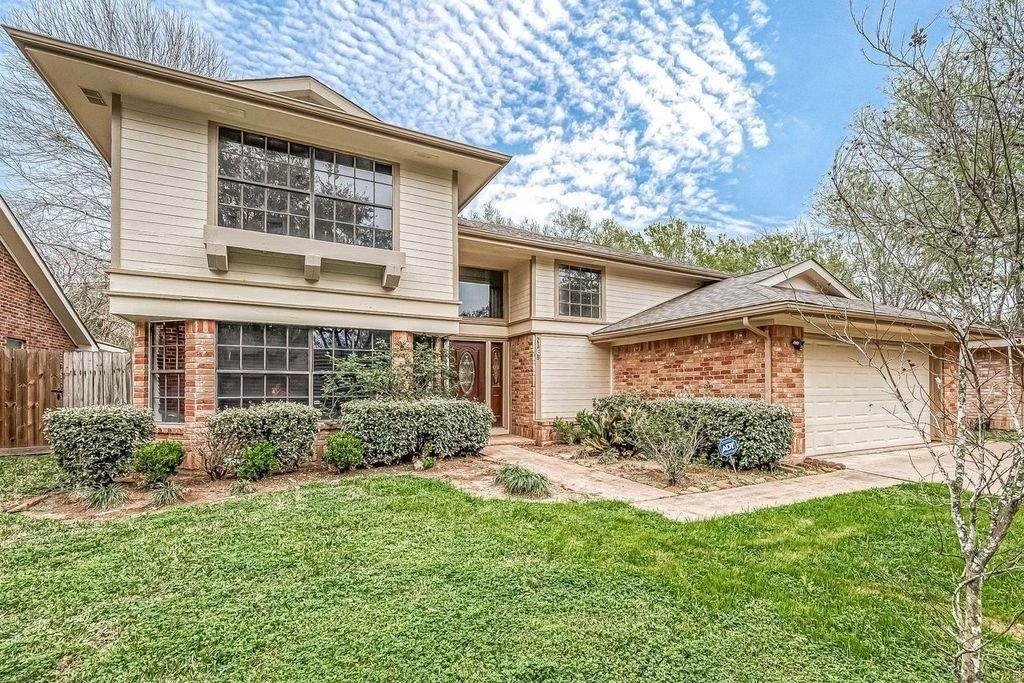 2039 Shorewood Lane - Photo 1