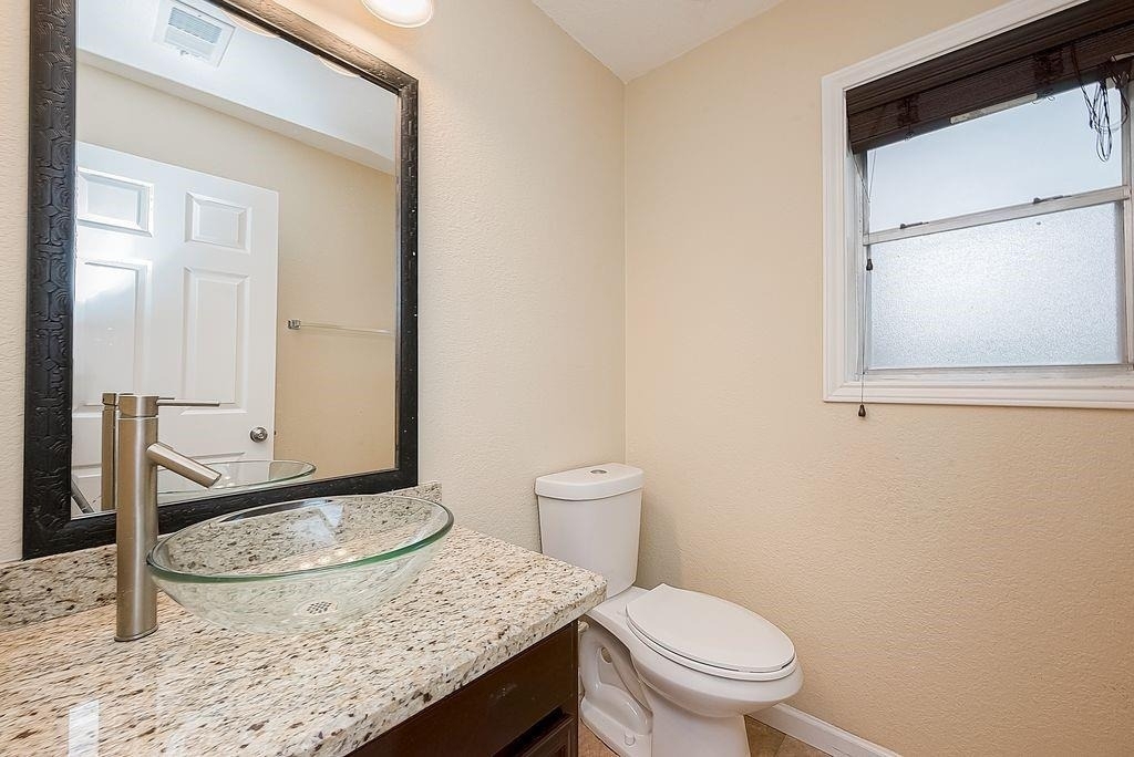 2039 Shorewood Lane - Photo 23