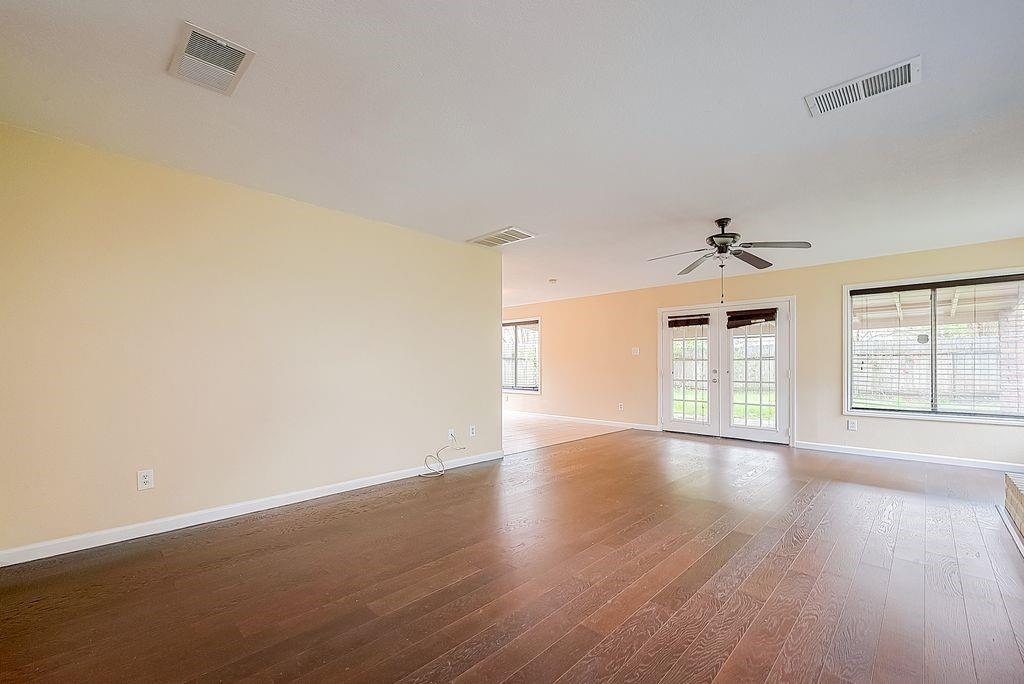 2039 Shorewood Lane - Photo 12
