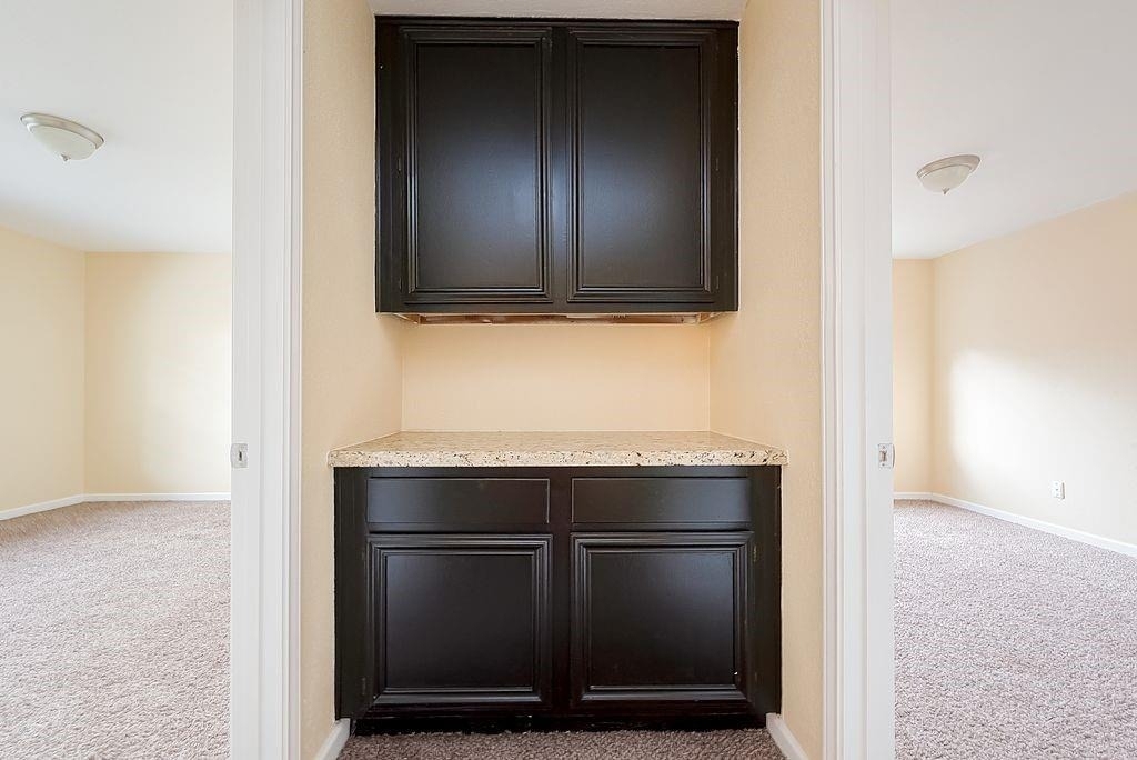 2039 Shorewood Lane - Photo 40