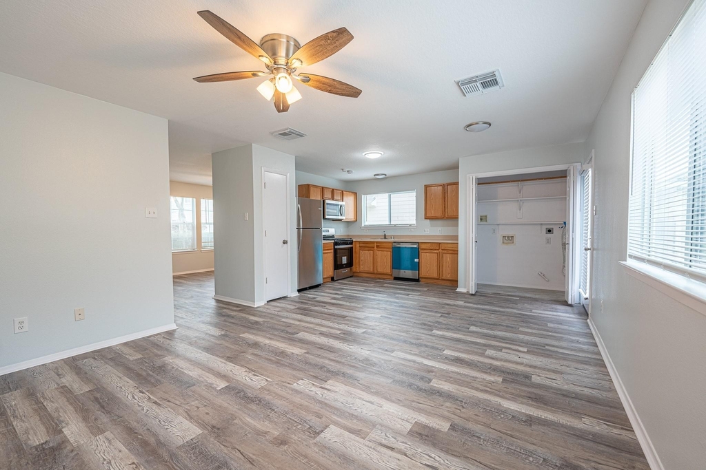 6247 Elton Knolls Street - Photo 6