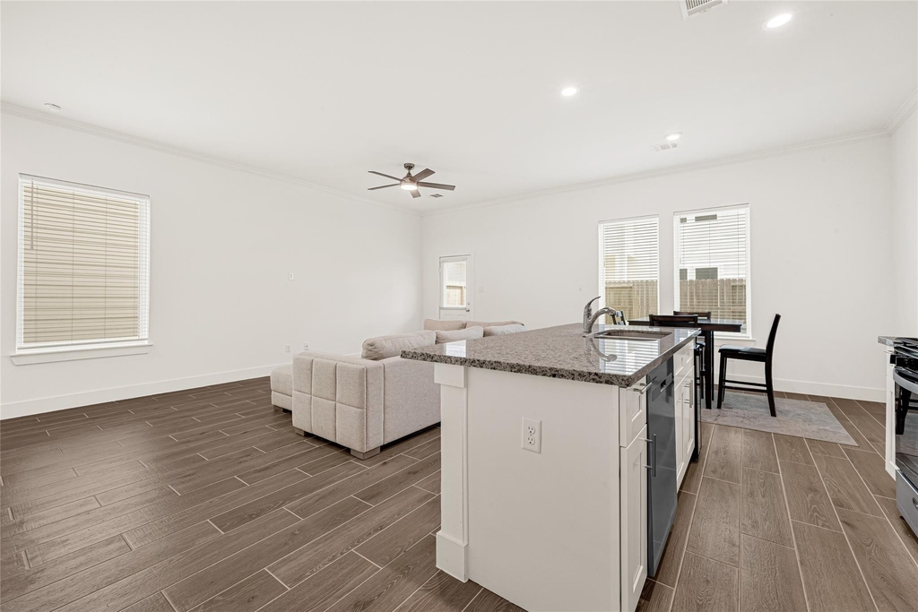 6405 Leopold Star Lane - Photo 10