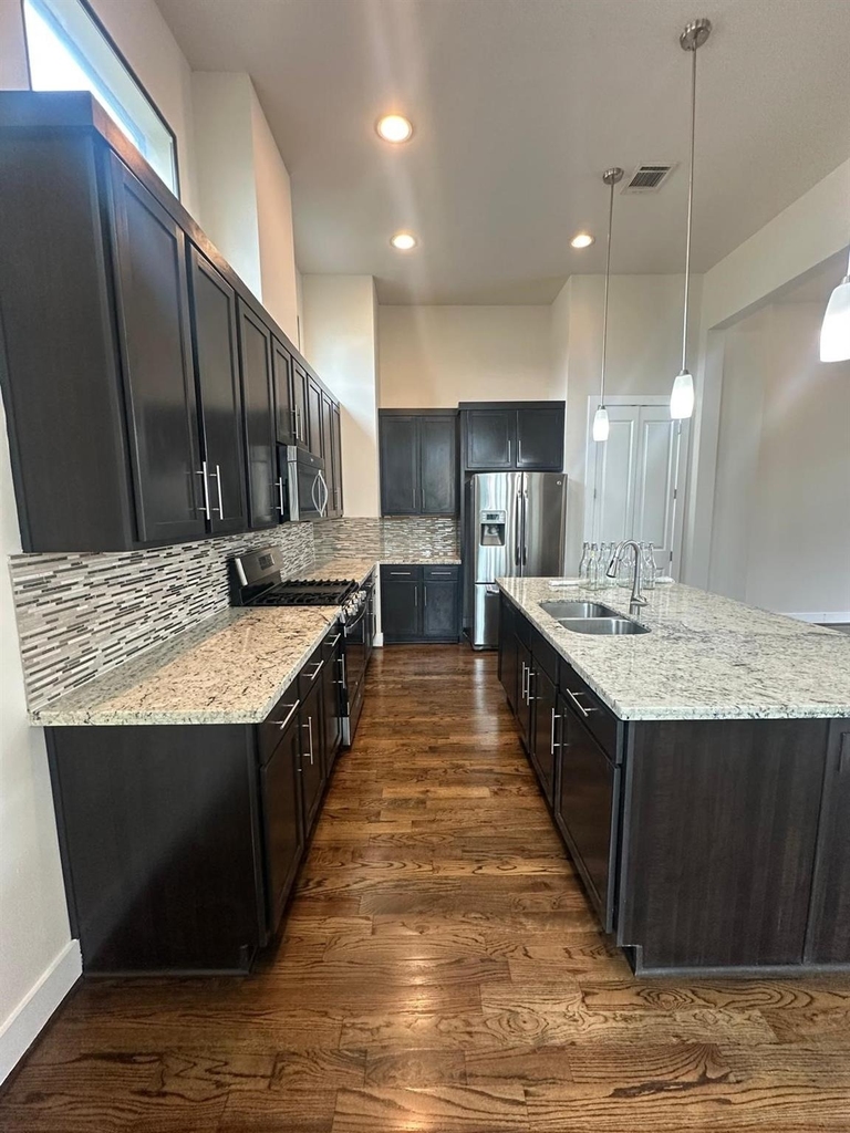 4106 Marina Street - Photo 6