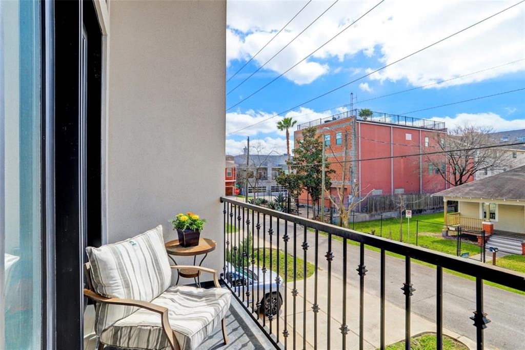 4106 Marina Street - Photo 2