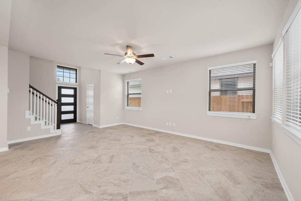 932 Malibu Shore Lane - Photo 6
