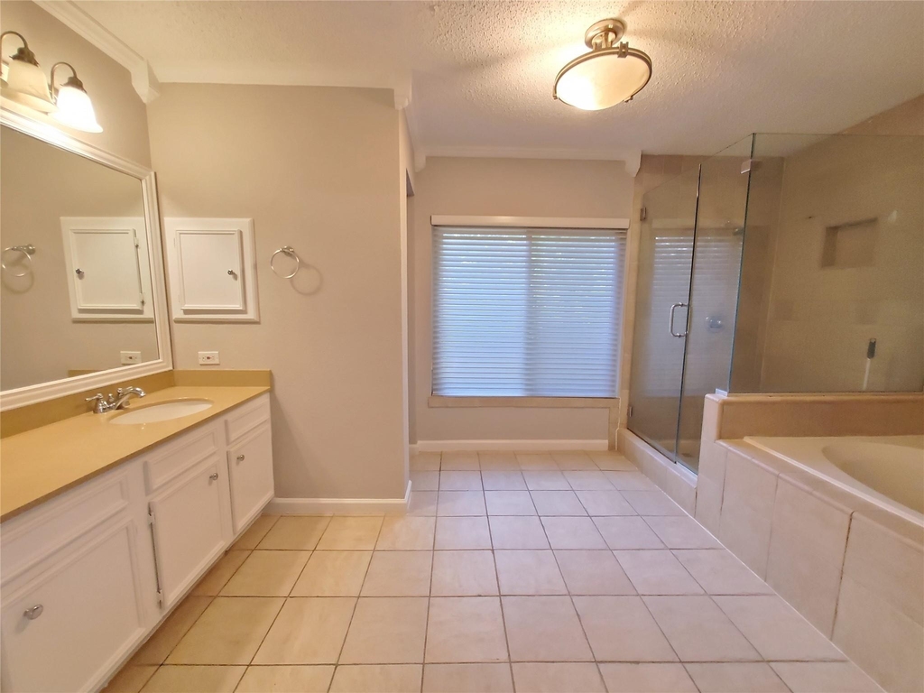 3323 Green Fields Drive - Photo 11