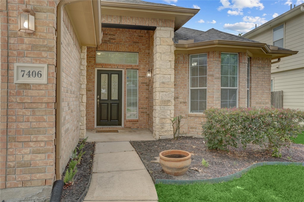 7406 Sabinal Creek Drive - Photo 1