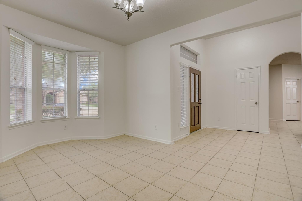 7406 Sabinal Creek Drive - Photo 2