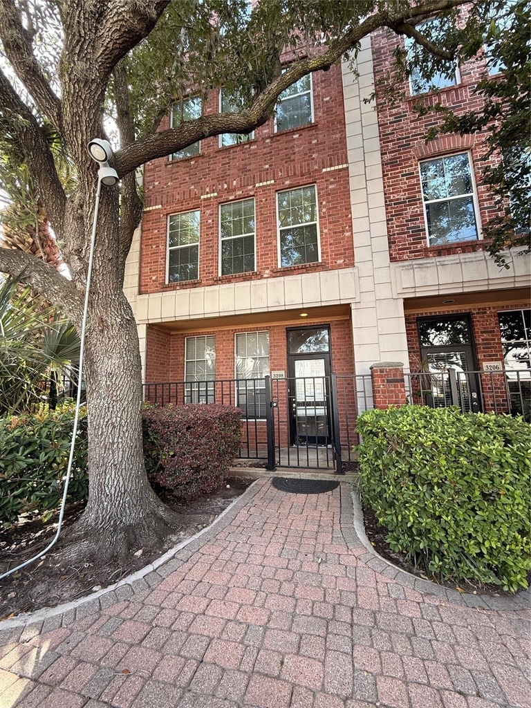 3208 Jackson Street - Photo 10