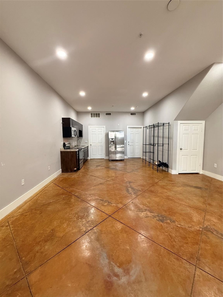 3208 Jackson Street - Photo 1