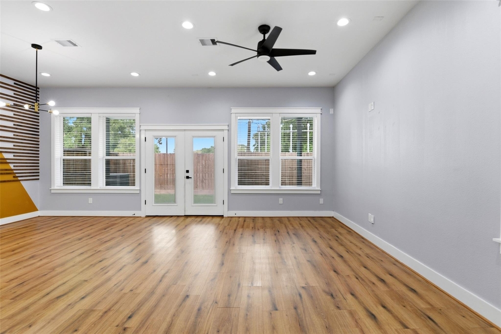 6476 Tc Jester Boulevard - Photo 8