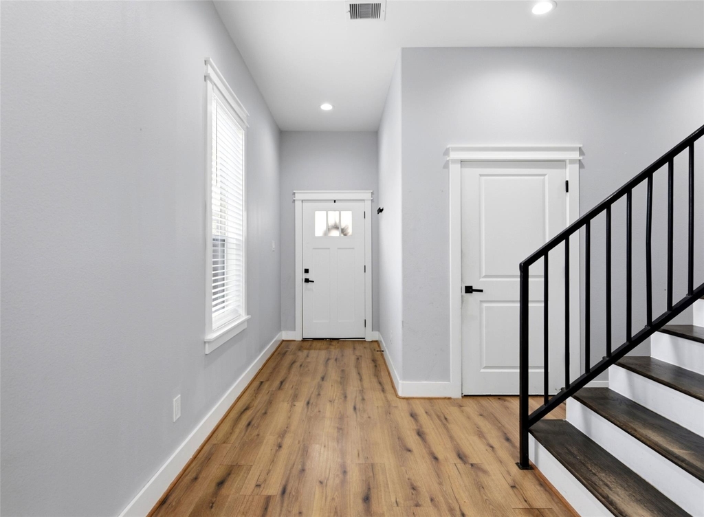 6476 Tc Jester Boulevard - Photo 4