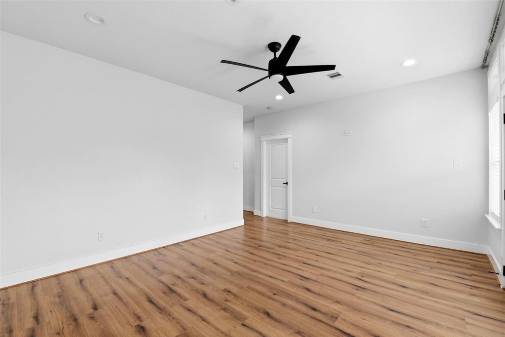 6476 Tc Jester Boulevard - Photo 31