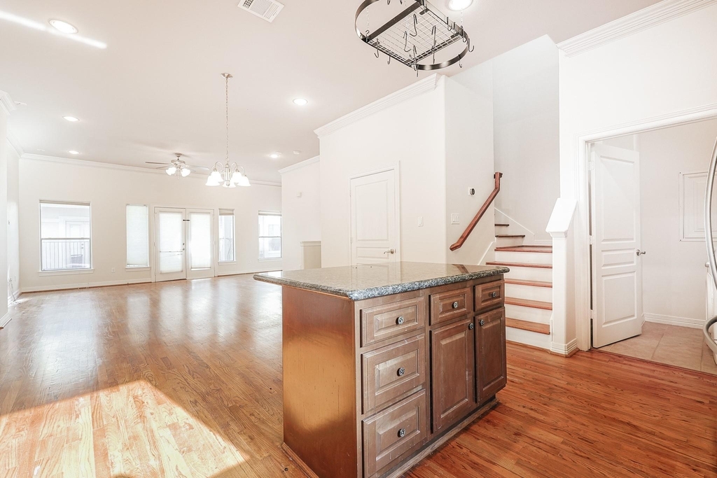 2540 Prospect Street - Photo 11