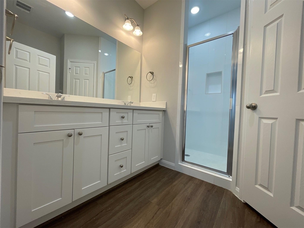 1055 Road 5736 - Photo 11