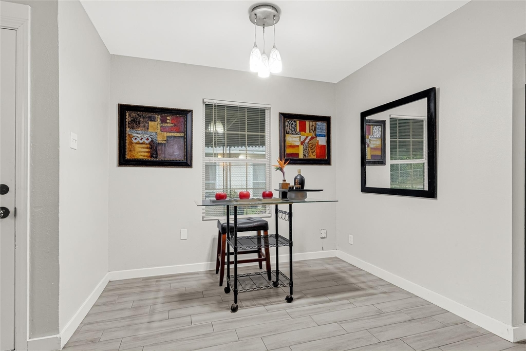 5009 Bataan Road - Photo 9