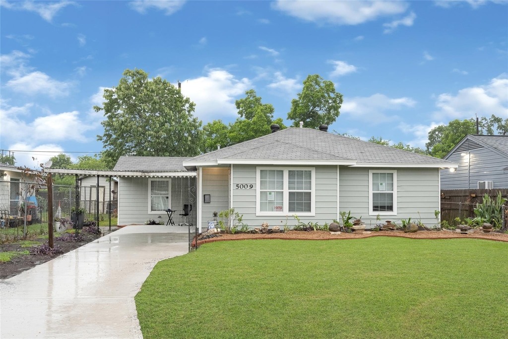 5009 Bataan Road - Photo 1