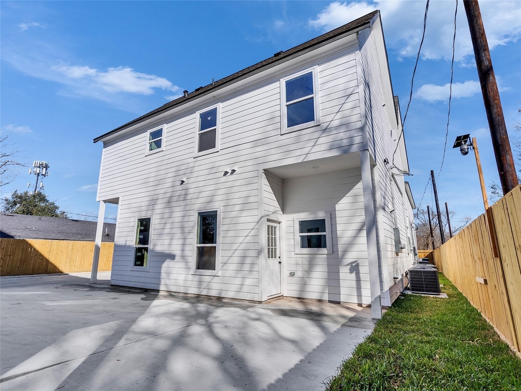 5128 Clover Street - Photo 27