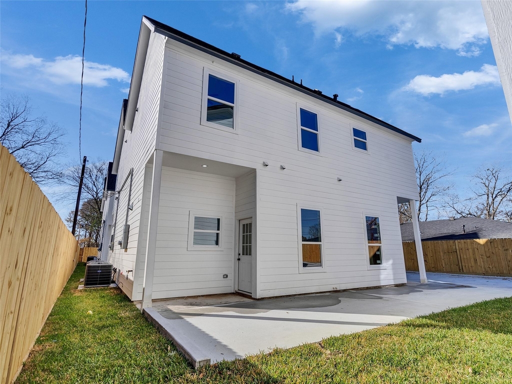 5128 Clover Street - Photo 24