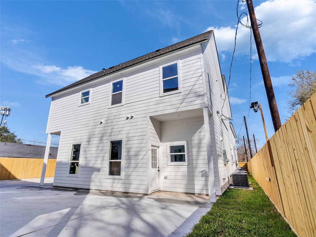 5128 Clover Street - Photo 28